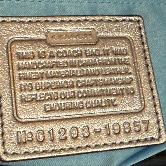 Vintage Coach Y2K Pewter Silver Quilted Shoulder Bag - Picture 6 of 11